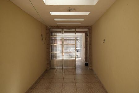 Casa à venda com 212m², 4 quartos e 4 vagasQuintal