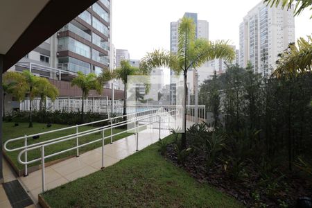 Apartamento para alugar com 93m², 2 quartos e 1 vagaFachada