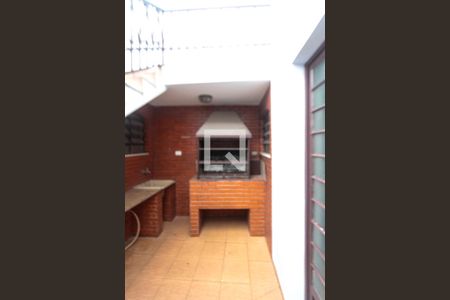 Casa à venda com 288m², 3 quartos e 3 vagasÁrea externa