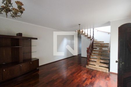 Casa à venda com 288m², 3 quartos e 3 vagasSala