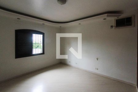 Casa à venda com 288m², 3 quartos e 3 vagasQuarto