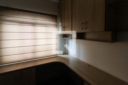 Casa à venda com 288m², 3 quartos e 3 vagasEscritório