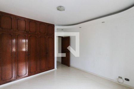 Casa à venda com 288m², 3 quartos e 3 vagasQuarto
