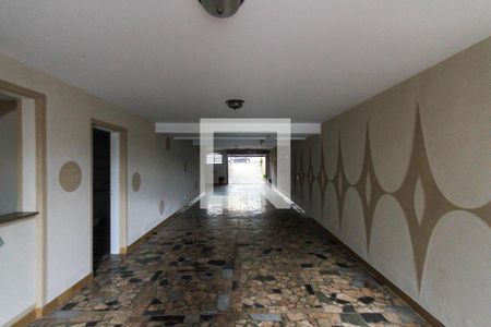 Casa à venda com 288m², 3 quartos e 3 vagasÁrea externa