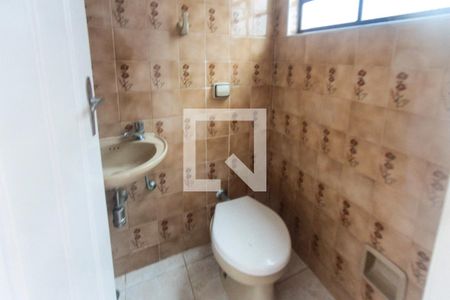 Casa à venda com 288m², 3 quartos e 3 vagasLavabo da Garagem
