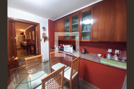 Casa à venda com 381m², 3 quartos e 6 vagassala de jantar