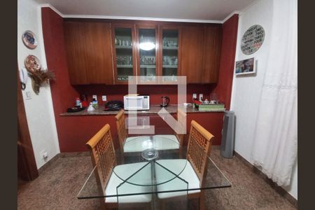 Casa à venda com 381m², 3 quartos e 6 vagasCozinha
