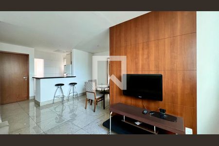 sala de apartamento para alugar com 2 quartos, 60m² em Belvedere, Belo Horizonte
