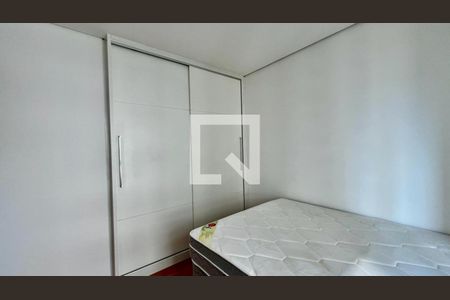 quarto  de apartamento à venda com 2 quartos, 60m² em Belvedere, Belo Horizonte
