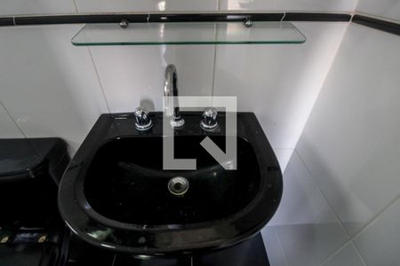 Apartamento para alugar com 75m², 3 quartos e 1 vaga Apartamento para alugar com 75m², 3 quartos e 1 vagaBanheiro da Suíte