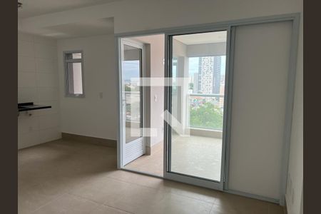 Apartamento à venda com 2 quartos, 66m² em Vila Azevedo, São Paulo