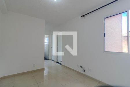Sala de apartamento para alugar com 2 quartos, 40m² em Jardim Salete, Taboão da Serra