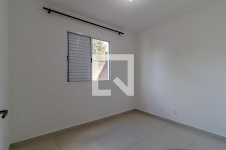 Quarto 2 de apartamento para alugar com 2 quartos, 40m² em Jardim Salete, Taboão da Serra