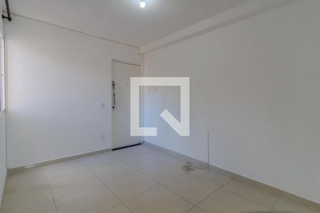 Sala de apartamento para alugar com 2 quartos, 40m² em Jardim Salete, Taboão da Serra