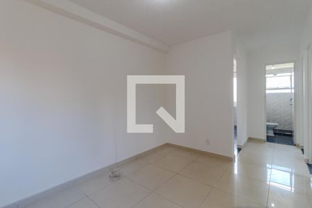 Sala de apartamento para alugar com 2 quartos, 40m² em Jardim Salete, Taboão da Serra