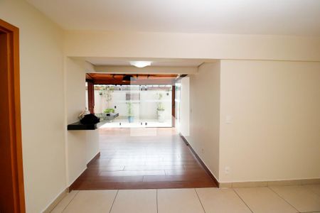 Sala de apartamento à venda com 3 quartos, 150m² em Cinquentenario, Belo Horizonte