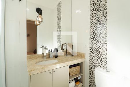 Casa à venda com 133m², 3 quartos e 2 vagasBanheiro da Suíte