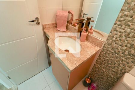 Casa à venda com 133m², 3 quartos e 2 vagasBanheiro Social