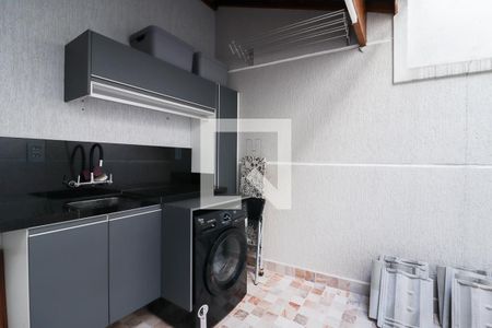 Casa à venda com 133m², 3 quartos e 2 vagasÁrea de Serviço e Churrasqueira