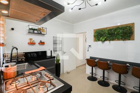 Casa à venda com 133m², 3 quartos e 2 vagasCozinha