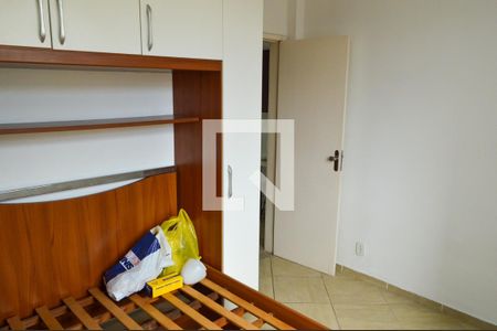 Quarto de apartamento para alugar com 2 quartos, 56m² em Taquara, Rio de Janeiro