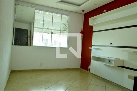 Sala de apartamento para alugar com 2 quartos, 56m² em Taquara, Rio de Janeiro