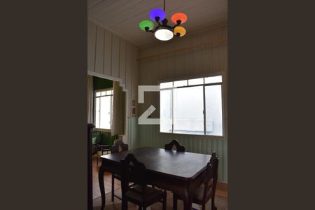 Casa para alugar com 218m², 2 quartos e 2 vagasSala de jantar