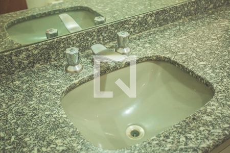 Apartamento à venda com 110m², 3 quartos e 2 vagasBanheiro 2