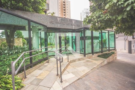 Apartamento à venda com 110m², 3 quartos e 2 vagasFachada