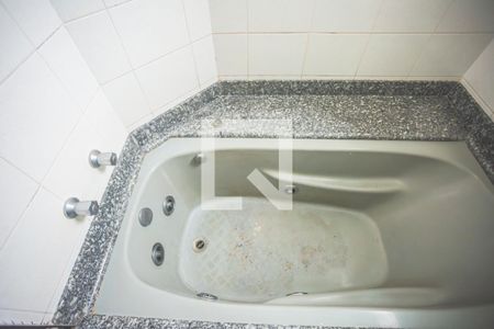 Apartamento à venda com 110m², 3 quartos e 2 vagasBanheiro Suíte