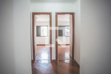 Corredor - Quartos de apartamento para alugar com 3 quartos, 110m² em Vila da Saúde, São Paulo