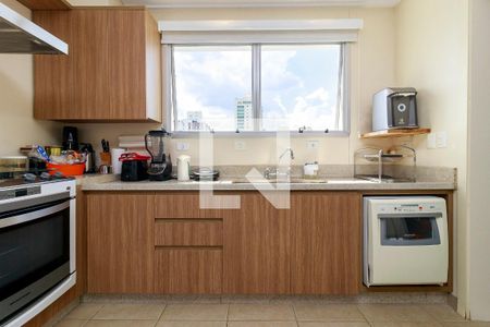 Apartamento à venda com 236m², 3 quartos e 3 vagasCozinha