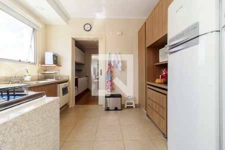 Apartamento à venda com 236m², 3 quartos e 3 vagasCozinha