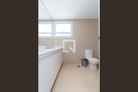 Apartamento à venda com 236m², 3 quartos e 3 vagasBanheiro 2