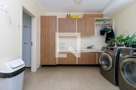 Apartamento à venda com 236m², 3 quartos e 3 vagasÁrea de Serviço