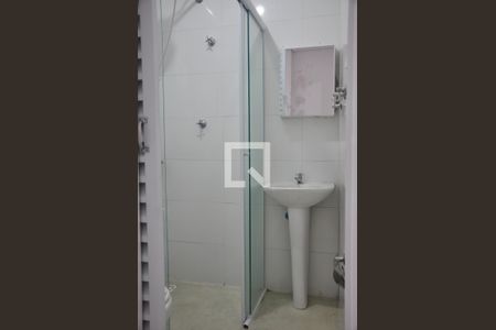 Banheiro de apartamento para alugar com 1 quarto, 33m² em Parque Mandaqui, São Paulo