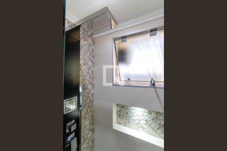 Banheiro de kitnet/studio para alugar com 1 quarto, 38m² em Vila Augusta, Guarulhos