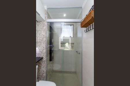 Banheiro de kitnet/studio para alugar com 1 quarto, 38m² em Vila Augusta, Guarulhos