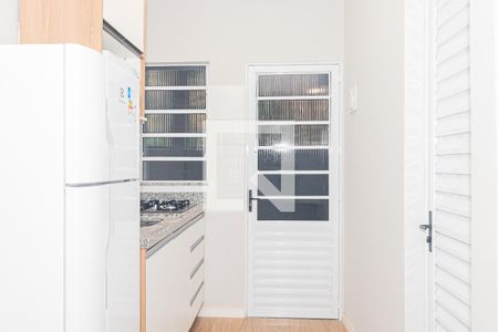 Cozinha  de apartamento para alugar com 1 quarto, 25m² em Vila Medeiros, São Paulo