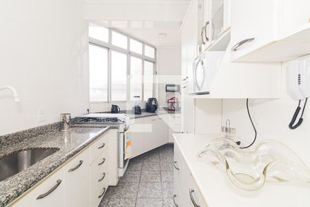 Apartamento à venda com 63m², 2 quartos e 1 vaga Apartamento à venda com 63m², 2 quartos e 1 vagaCozinha