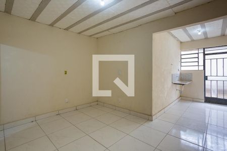 Quarto de casa de condomínio para alugar com 1 quarto, 26m² em Havaí, Belo Horizonte