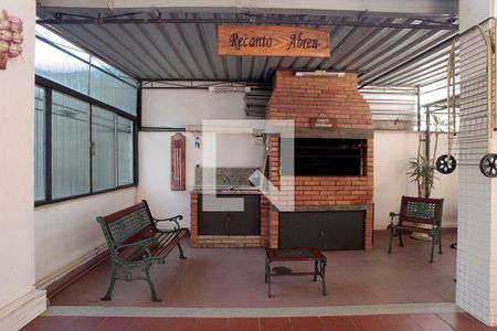 Apartamento à venda com 46m², 1 quarto e sem vagaÁrea Comum - Churrasqueira