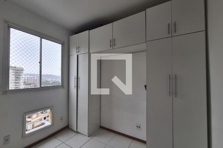 Quarto de apartamento para alugar com 2 quartos, 55m² em Todos Os Santos, Rio de Janeiro