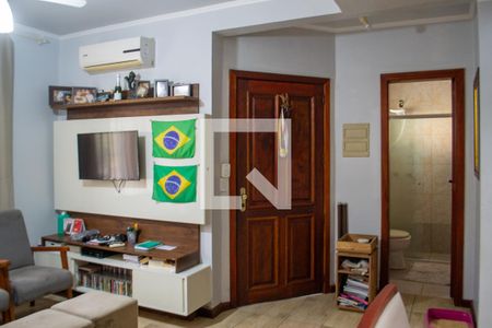 Sala de casa de condomínio à venda com 2 quartos, 167m² em Guarujá, Porto Alegre