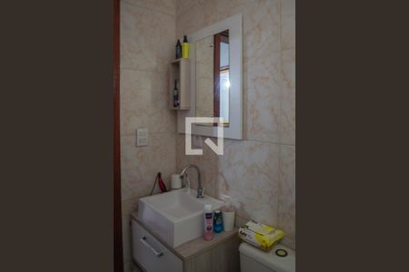 Casa de condomínio à venda com 167m², 2 quartos e 2 vagasbanheiro 