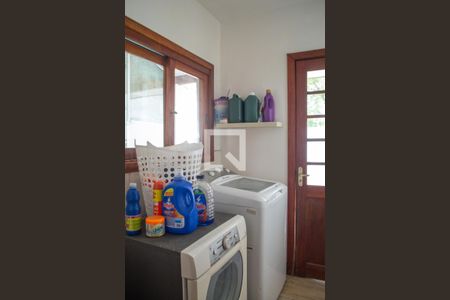 Casa de condomínio à venda com 167m², 2 quartos e 2 vagasÁrea de serviço 