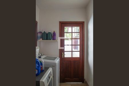 Casa de condomínio à venda com 167m², 2 quartos e 2 vagasÁrea de serviço 