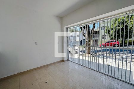 Garagem de casa para alugar com 3 quartos, 80m² em Ipiranga, São Paulo