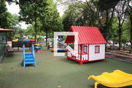 Apartamento para alugar com 164m², 3 quartos e 1 vaga Apartamento para alugar com 164m², 3 quartos e 1 vagaÁrea comum - Playground