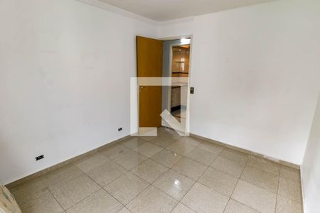 Quarto 1 de apartamento para alugar com 3 quartos, 82m² em Jardim Londrina, São Paulo